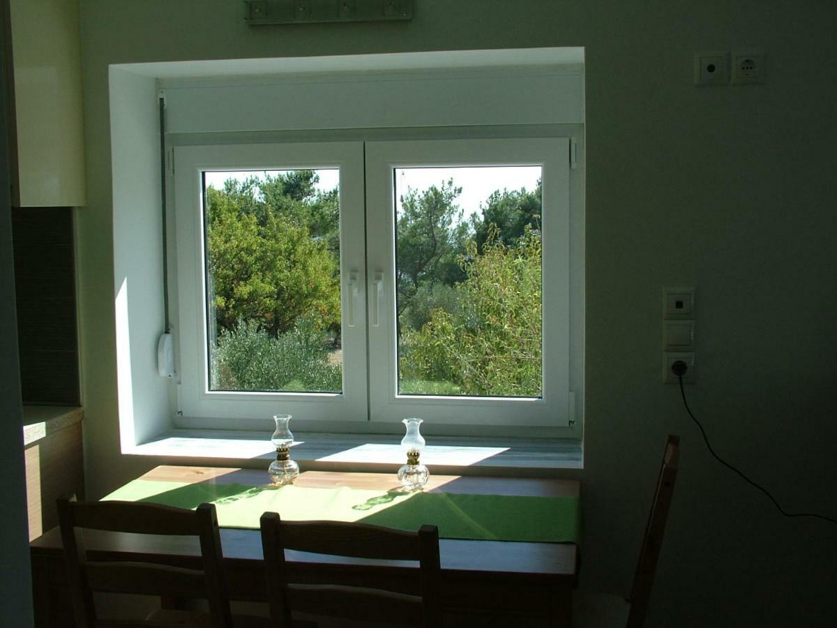 Villa M - Villa With Private Pool And Yard Anatolí Екстериор снимка