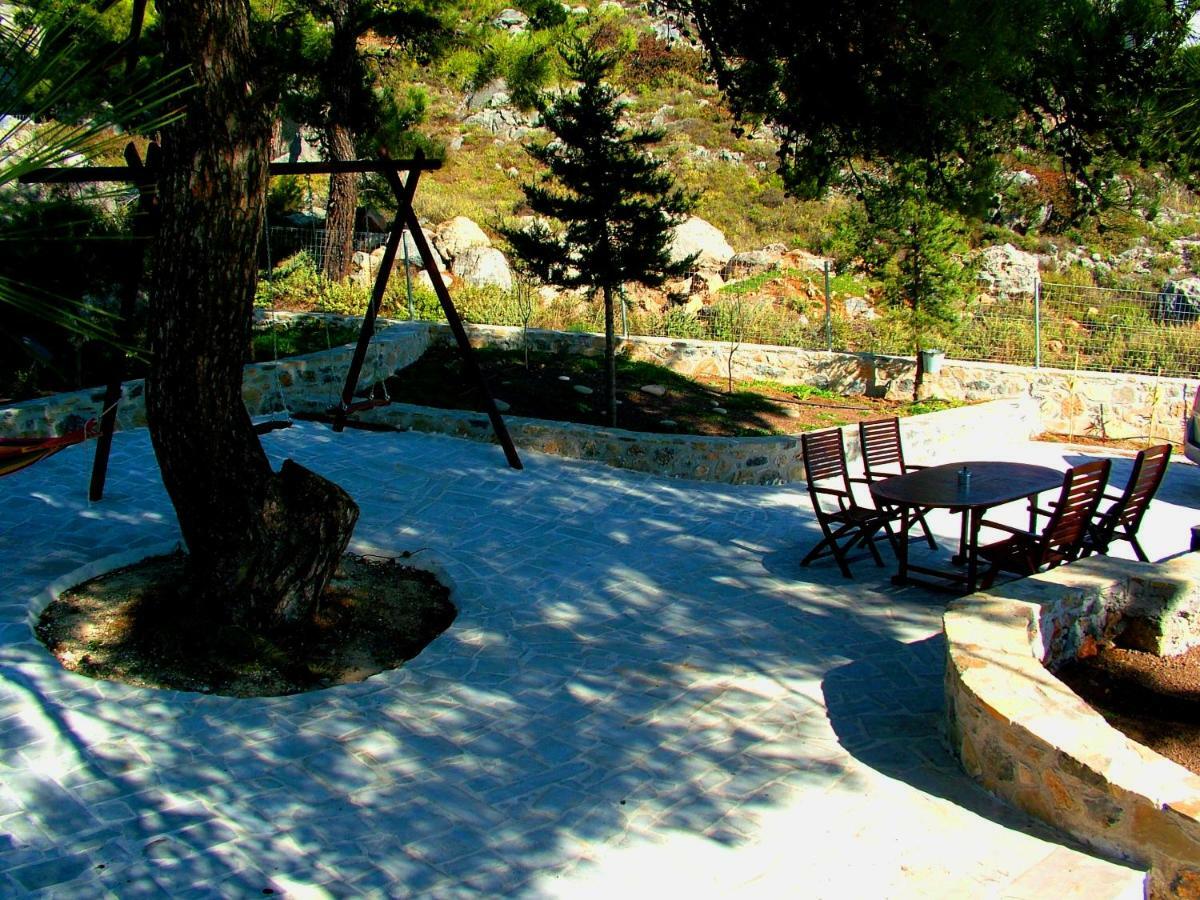 Villa M - Villa With Private Pool And Yard Anatolí Екстериор снимка