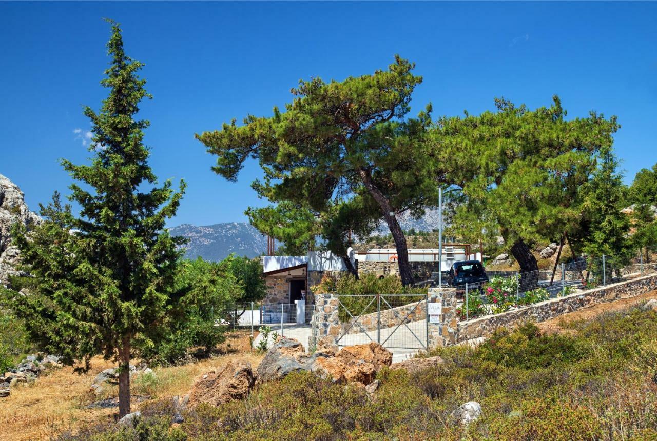 Villa M - Villa With Private Pool And Yard Anatolí Екстериор снимка