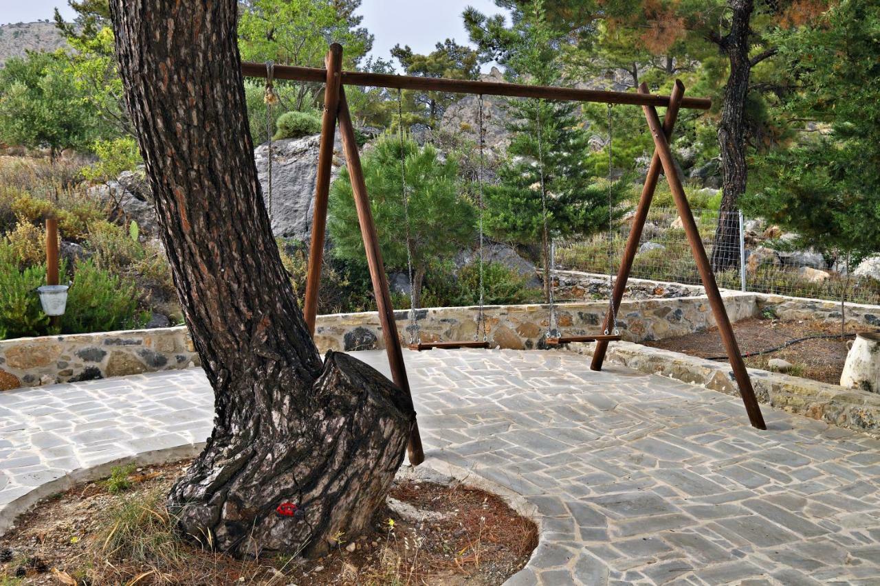 Villa M - Villa With Private Pool And Yard Anatolí Екстериор снимка