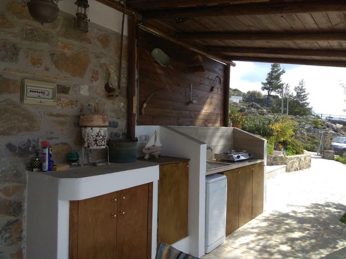 Villa M - Villa With Private Pool And Yard Anatolí Екстериор снимка